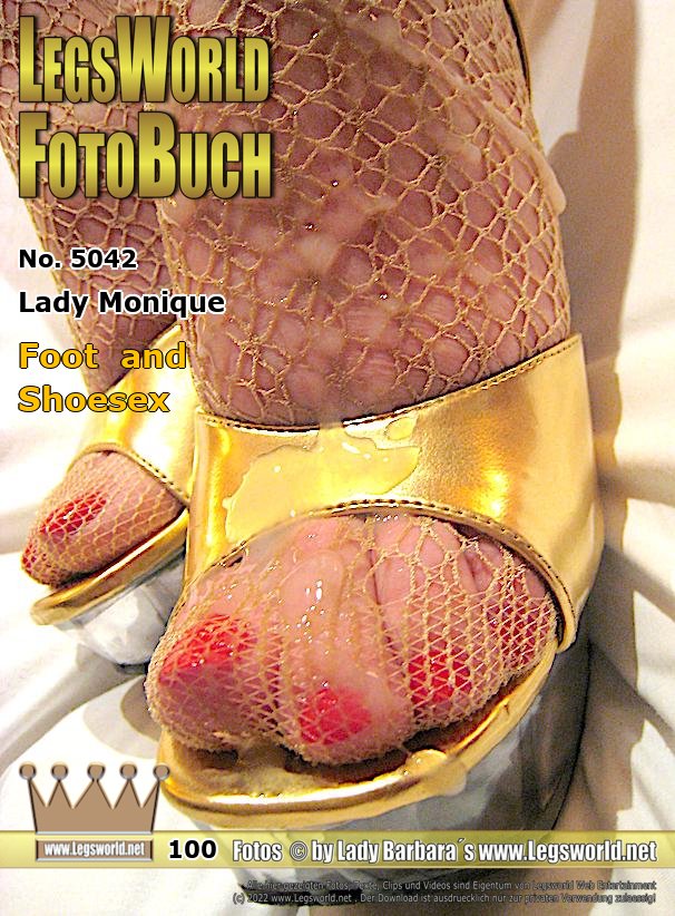 Ebook: 5042 - Lady Monique
Foot- and Shoesex
In a hotel room, Lady Monique served her guest with hot foot- and shoe sex. After the two came back from a shopping spree, the Lady had at first to take off her tight pumps and put on comfortable plateau sandals. Right at the beginning, Member Alberto jerks off on her toes. Then, the evening continued in shiny, black tights with toe sucking and a nylon footjob as well as shoejob with her sexy slides. Heelfuck inclusive.
