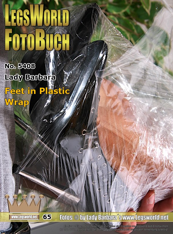 Ebook: 5408 - Lady Barbara
Feet in Plastic Wrap
Today I get my feet wrapped in foil. I make myself comfortable on the treatment bench and let my feet pack in the 17cm high patent leather pumps. After some time they smell very good, what my slave is allowed to try, as he unpacks them. In the end, the guy is so horny that I let him squirt on my foot soles. Especially in the toe area I like that, because it sticks so nicely. Incl. 6min Video