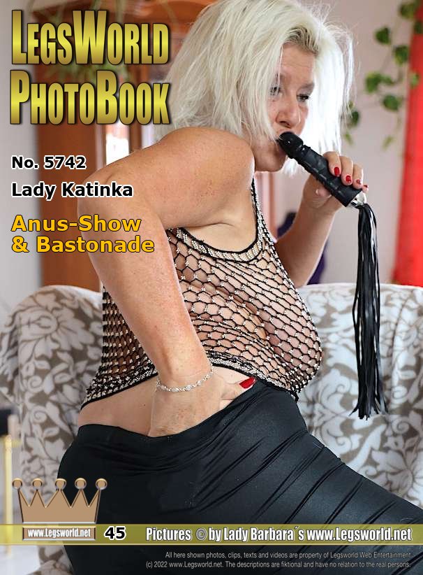 Ebook: 5742 - Lady Katinka
Anus-Show & Bastonade
Member Herbert from Koblenz is a foot fan and likes to whip a womans ass as well as the bare soles of women. At first Katinka kneels in his presence on a chair and has to show off her anus. The always-horny blonde may work with a dildo whip on her cunt, then she gets (in detail in the video to see) from Herbert her buttocks and soles treated with a whip.