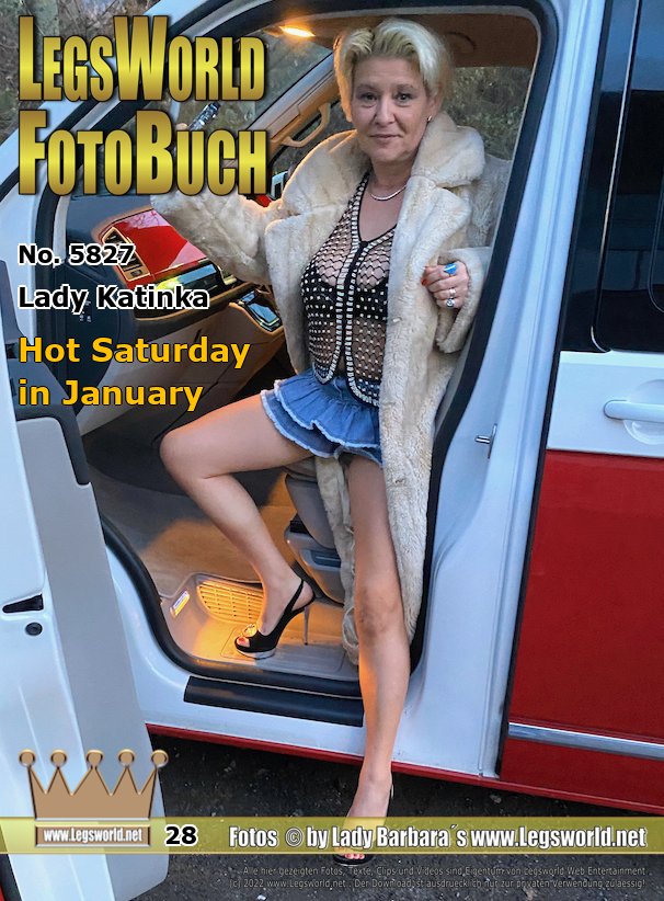 Ebook: 5827 - Lady Katinka
Hot Saturday in January
Last Saturday Katinka went on a hot trip with her master. First, the two met a member in a P + R parking lot near Bonn. Katinka got into the car and gave him a hand job. Member Horst filmed the horny mare while she was wanking. Then they went into a forest path for a walk in mini and heels under the fur. In the evening they went to Cologne to the cinema Hole, where Katinka was worked on in succession by two members. Incl. 13min Videos