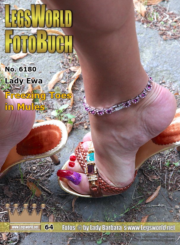 Ebook: 6180 - Lady Ewa
Freezing Toes in Mules
Lady Ewa wears her sexy mules on cobblestones in beautiful close-ups. Look at her bare feet with the red lacquered toes in the sexy shoes. And in these cold temperatures, she stands on her toes so that they freeze. She keeps the soles of her feet nice and high in her high heels so that everyone can slide with his cock between them. Maybe it will become warmer for her with a hard cock under her sole.