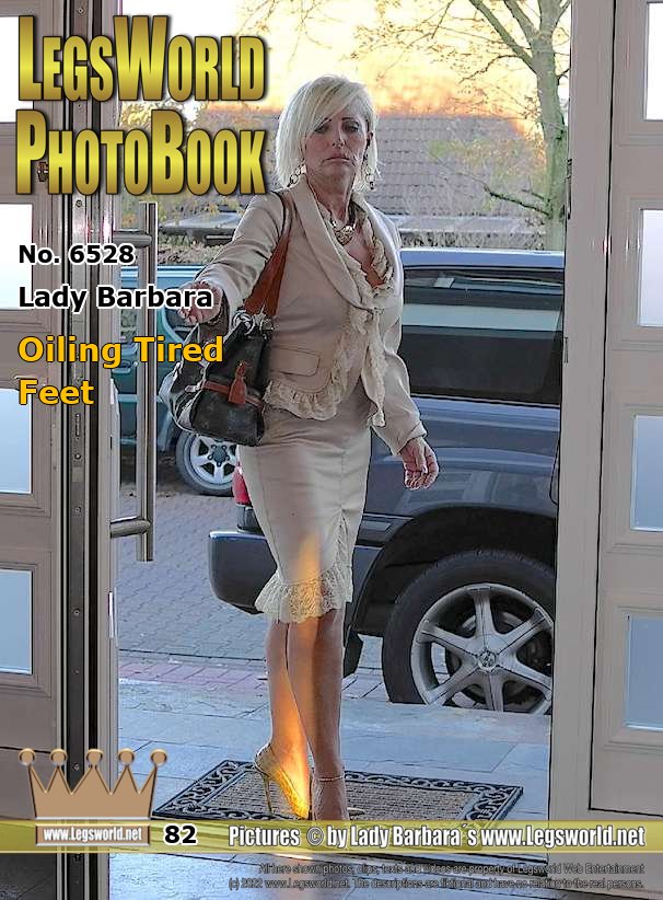 Ebook: 6528 - Lady Barbara
Oiling Tired Feet
After a hot shopping tour with my high-heeled friends, I am sitting alone at the dining room table at home and my feet hurt a lot. Those of you who have ever worn tight high pumps can understand that. After Ive peeled my feet out of the pointed, narrow stilettos, I first have to massage them with a good foot balm. Ah, thats fine ... actually that would be a job for a foot slave.