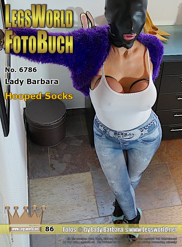Ebook: 6786 - Lady Barbara
Hooped Socks
Today there is another series of me with a black full face mask - this time in tight blue jeans. Ill show you some black lace socks in light blue open-toe pumps on my feet and sexy black lace gloves. My breasts are once again tied up with tight, black rubber bands under the strait, white top. As you like it. Because then my hard nipples seem to drill through the thin fabric of the top almost by themselves.