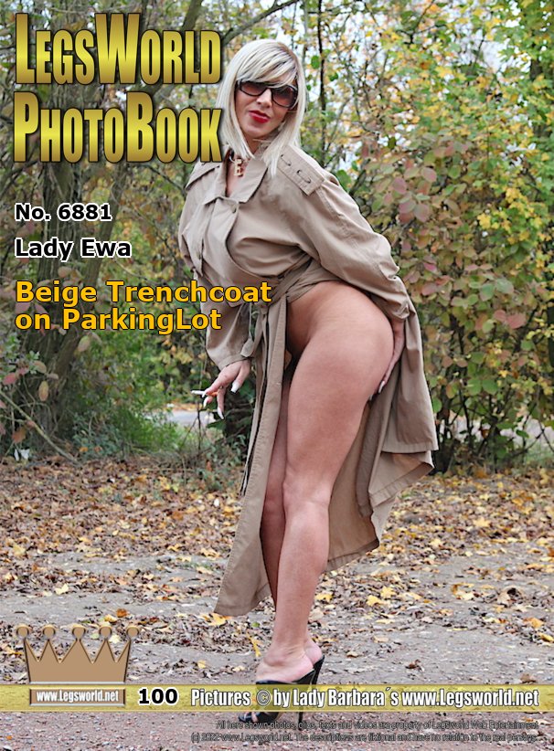Ebook: 6881 - Lady Ewa
Beige Trenchcoat on ParkingLot
Today the smoking Lady Ewa poses for you during a walk in the wintry parking lot at the Kaarster See in the Düsseldorf area. The blonde mare is equipped with 15 cm high heeled black patent leather mules on her bare feet and a beige trench coat, which, however, does not adequately protect them from the cold. But what is the blond Polish Lady wearing under her coat?