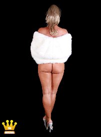 Lady Barbara : Today you will see a special member wish: I am posing as a nearly naked exhibition object only with a white fur stole, high heeled mules and lots og gold jewelry. My breasts are laced up, each with two rubber rings, so that my boobs are standing with stiff nipples. If you also want to see something special, send me an email to Lady.Barbara@Legsworld.info